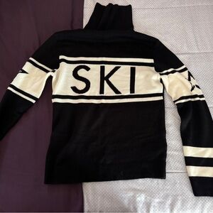 Perfect Moment Schild Sweater (Women's)
 Black and Cream Turtleneck